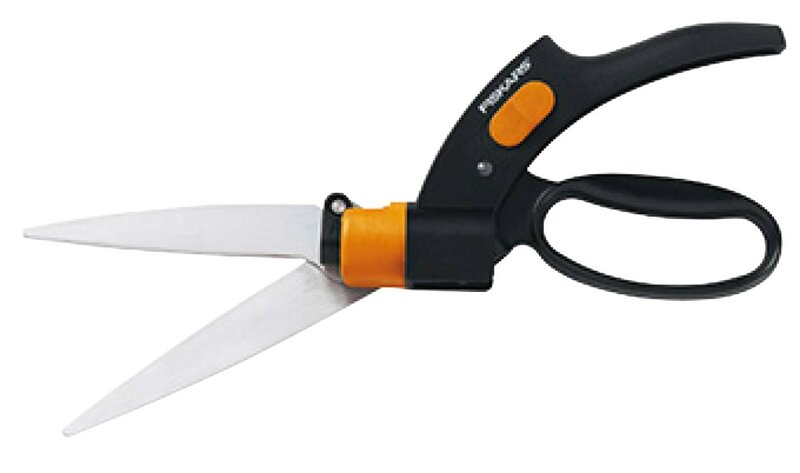 GRÄSSAX GS42 FISKARS 360 GRADER MED SERVOUTVÄXLING